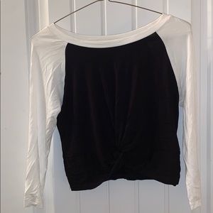 Cropped black/white long sleeve too